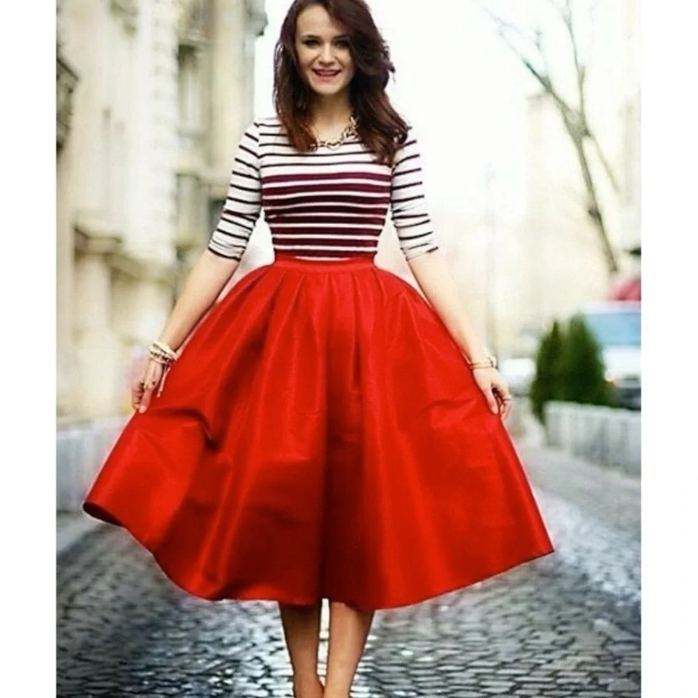 Red Full Ballon Skirt NWT - Picture 1 of 4